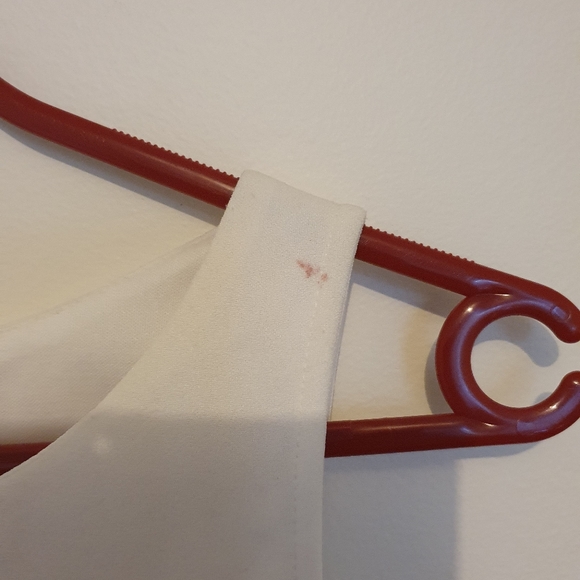 White crop with cut out sides - Picture 4 of 4